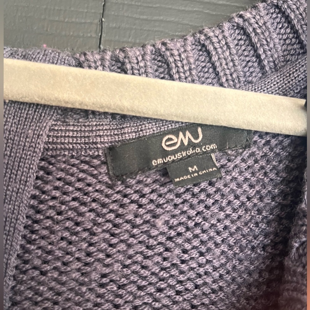 Emu Australia 100% Merino Wool Sweater - Picture 2 of 5